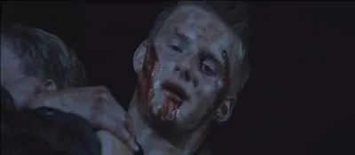 Le dernier tribut est enfin vaincu : Cato. Dans cette dernire bataille, quelle est la diffrence avec le film ?