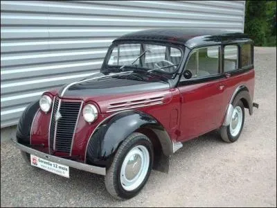 Et le modèle de celle-ci, c'est lequel ?