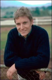 Comment s'appelle ce Monsieur ?