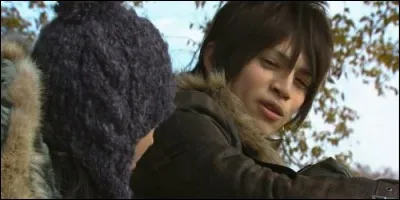 Dans quel drama Yusuke joue le rôle de Tachikawa Takumi ?