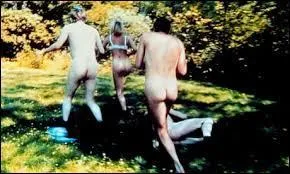 En raction au cinma format et  l'utilisation abusive d'effets spciaux et de films impersonnels, deux cinastes venus du froid inventent le Dogme en 1995. Qui a ralis le film correspondant  la photo ?