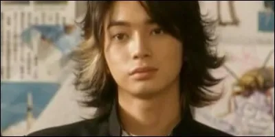 Il y joue le rôle de Sawada Shin, élève de la classe 3D principale. Quel est le titre de ce drama ?