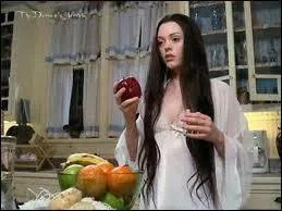 Qui apparat dans l'pisode  Miroir, gentil miroir ...   ?