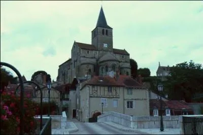 Quel animal fait la rputation de la rgion de Montmorillon ?