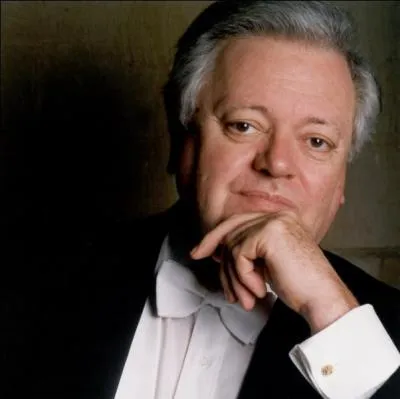 Grand pianiste franais, son prnom est Philippe. Il est galement chef d'orchestre. Qui est-ce ?