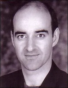 Et enfin qui fait la voix des Daleks en VO (version originale) ?