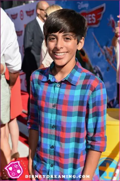 De quel pays Ravi vient-il ?