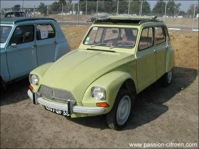 Et celle-ci ? elle ressemble  la prcdente mais c'est quoi son nom ?