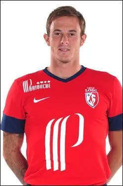 Qui est cet attaquant ?