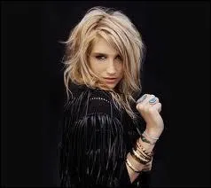 A quel ge Ke$ha a-t-elle quitt l'cole ?