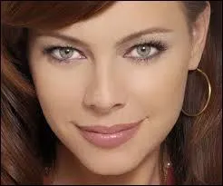 Comment s'appelle la mre de Matt et Vicki ?