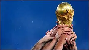 Quelle quipe remettra son titre en jeu lors de cette Coupe du monde ?