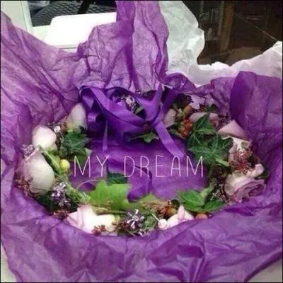 Pour quelle chanson fait-il monter une fille sur scne ? (Tradition)