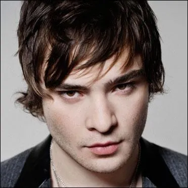 De quelle nationalit est Ed Westwick ?