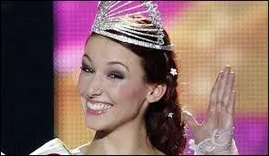 Elle parle alsacien, quelles autres langues parle-t-elle ?