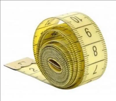 Animaux - A l'ge adulte, je mesure gnralement entre 8 et 9 mtres. Je peux vivre jusqu' 25 ans. Je ne suis pas farouche mais je sais me faire discret... Qui suis-je ?