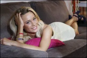 Comment s'appellent l'ex petit ami et l'ex meilleure amie de Mathilde ?