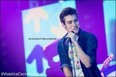 Quelle chanson Leon chante-t-il en solo ?