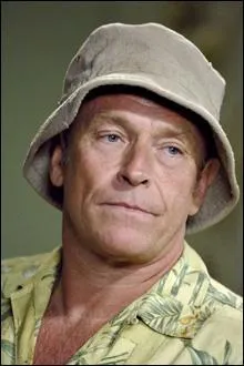 Avant de partir en retraite, quel grade avait Henry ?