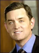 Comment s'appelle l'ex-femme de Lassiter ?