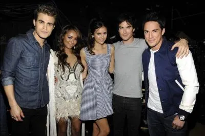 [Vrai ou Faux] Dans la srie Vampire Diaries, la famille de Sorcires s'appelle les Benette.