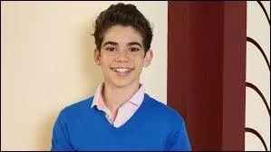 Dans  Jessie , comment s'appelle ce petit gars amoureux de Jessie ?