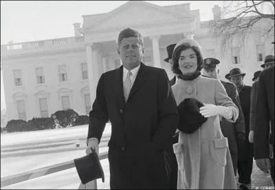 Le 20 janvier 1961,  la fin de son discours d'investiture, John dit...