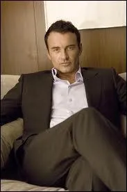 Quel m�tier Cole exerce-t-il ?