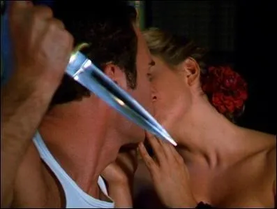 Dans quel �pisode, Cole tente-t-il de tuer Phoebe avec un poignard ?