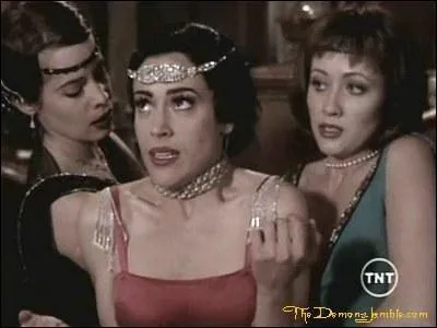 En quelle anne P. Russell est-elle morte ?