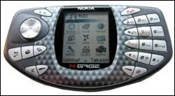 La date de sortie de la N-Gage est le :