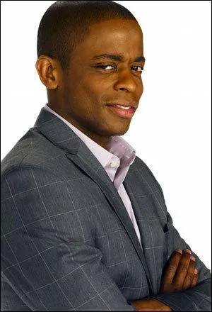 Dans la saison 7 , avec qui Gus est-il en couple ?