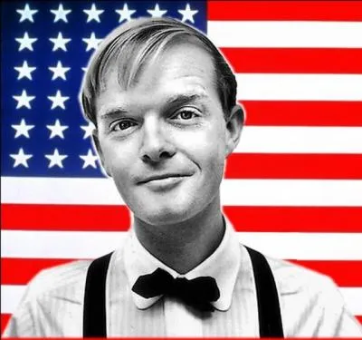 Auteur de romans, nouvelles, reportages, portraits, rcits de voyages, son roman  Petit djeuner chez Tiffany  s'impose comme un chef d'oeuvre de la littrature amricaine...