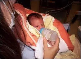 Comment s'appelle son fils et quel ge a-t-il ?