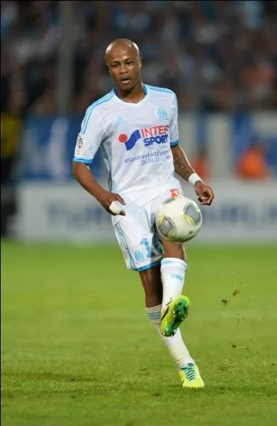 Qui est ce milieu de terrain ghanen ?