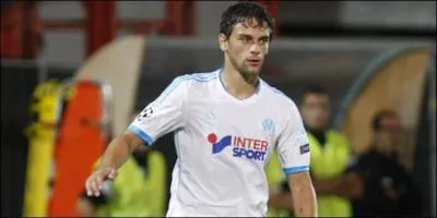 Qui est ce dfenseur central brsilien ?