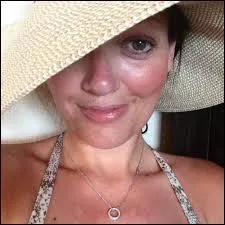 Laquelle des mres des 1D est sage-femme ?