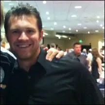 De qui Greg est-il le frre ?