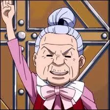 Comment s'appelle l'ancienne dirigeante du dortoir des filles ?