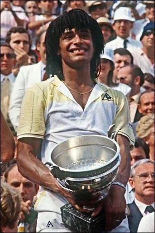 En quelle anne a-t-il remport Roland Garros ?