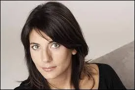 Comment se nomme celle qui anime Ce soir, on chante, Splash, le Grand Plongeon et The Best ?