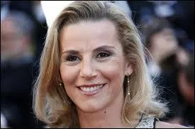 Comment se nomme celle qui anime Le Grand 8 ?