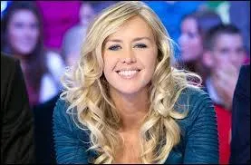 Comment se nomme celle qui est une des chroniqueuses de TPMP ?