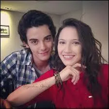 Francesca & Marco vont s'embrasser.