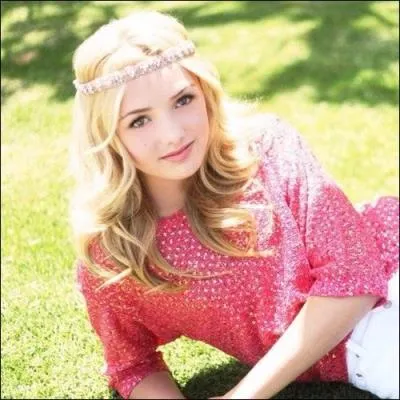 Quel ge a Peyton List ?