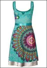 De quelle marque est cette robe ?