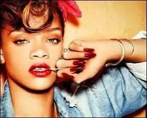 Quelle est cette chanteuse ?