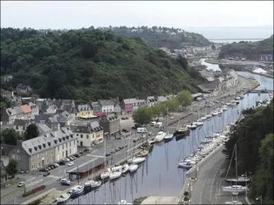 Quelle est la prfecture du dpartement des Ctes-d'Armor ?