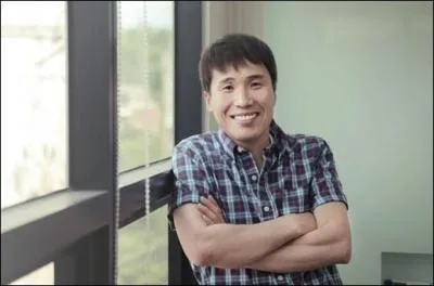 Qui est le PDG de ce label ?