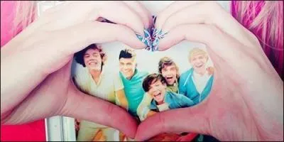 Louis aime les filles qui mangent des :